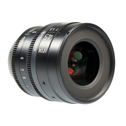 Irix Cine 45mm T1.5 do Canon EF Metric